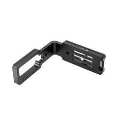 Cinegears Universal Adjustable L-Bracket - Triple Slotted