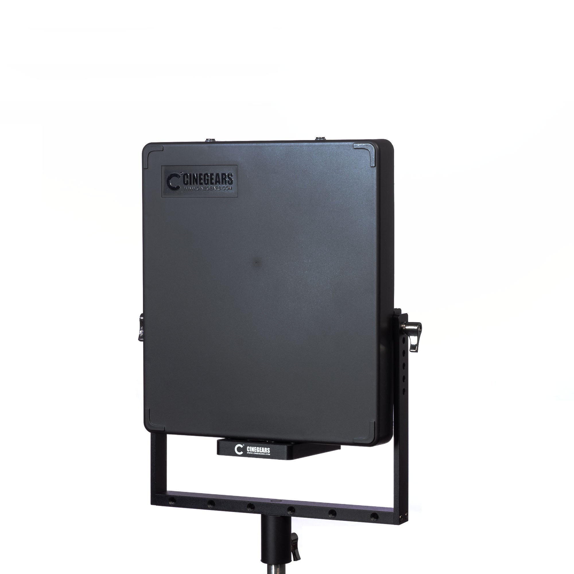 CINEGEARS Long Range Dual-Polarity Receiver Panel Antenna Array with Power Amplifier 1.2-7.9 GHz PAV7G030RA