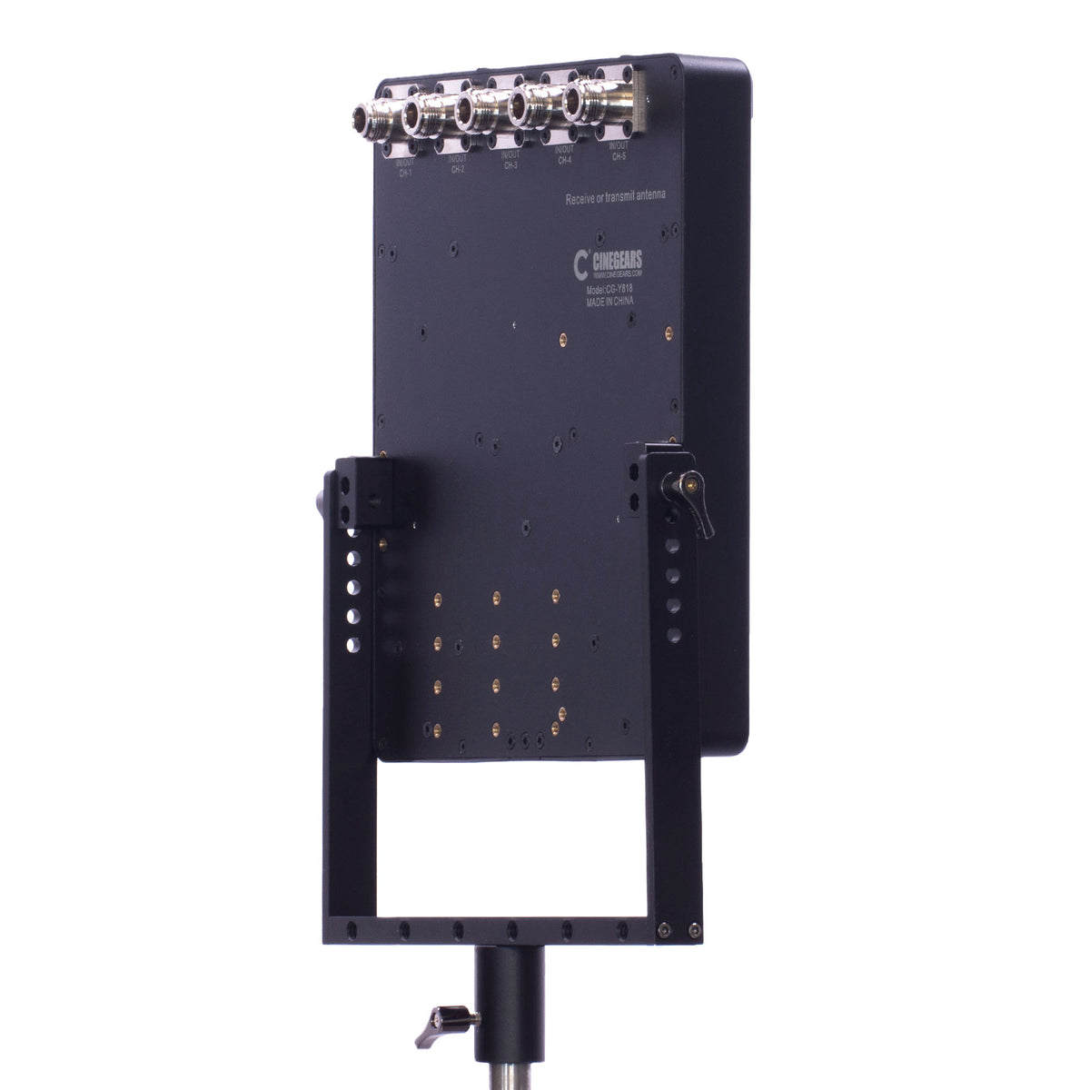 CINEGEARS Long Range Dual-Polarity Transceiver Panel Antenna Array 1.2-7.9 GHz PAV7G030